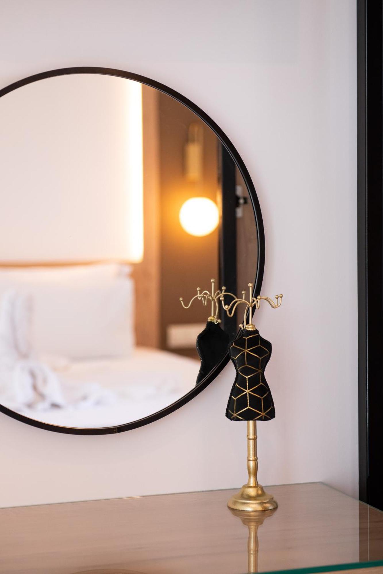 Olivento Beach Front Suites Potos Ngoại thất bức ảnh